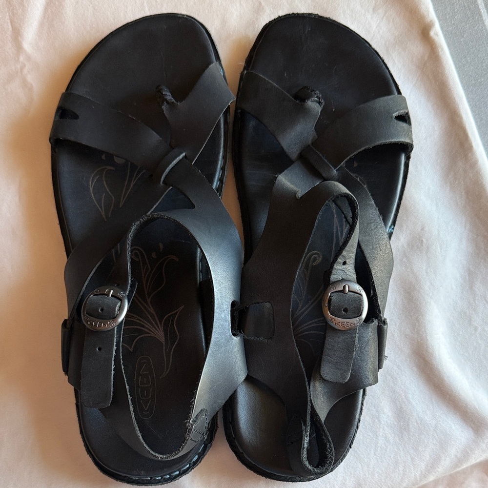 Keen Black Leather Cross-Strap Sandals